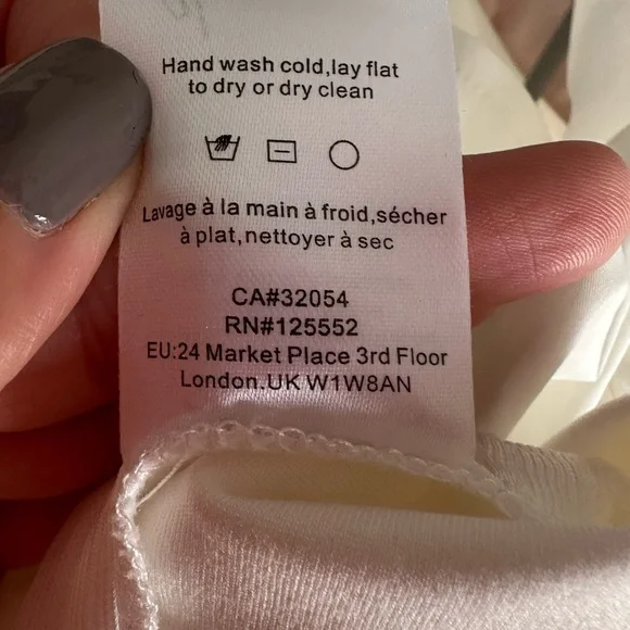 NWT Elegant White Ruffle Top bought at Anthropologie - Picture 10 of 10